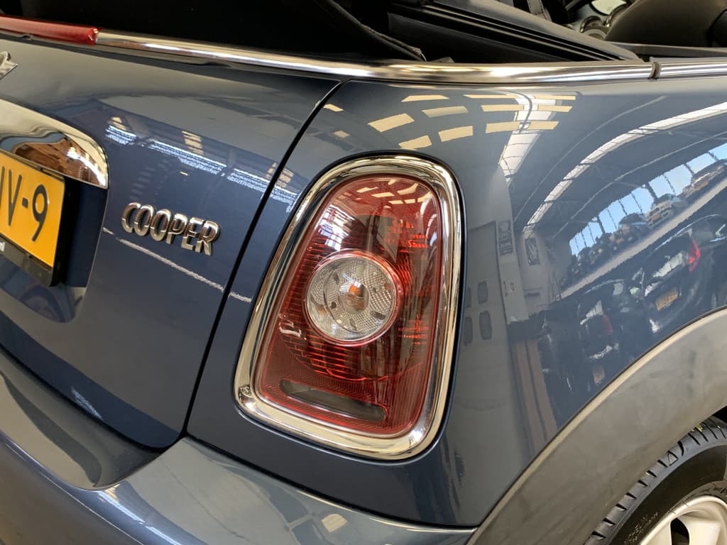 MINI Cabrio 1.6 Cooper Chili thumbnail 16