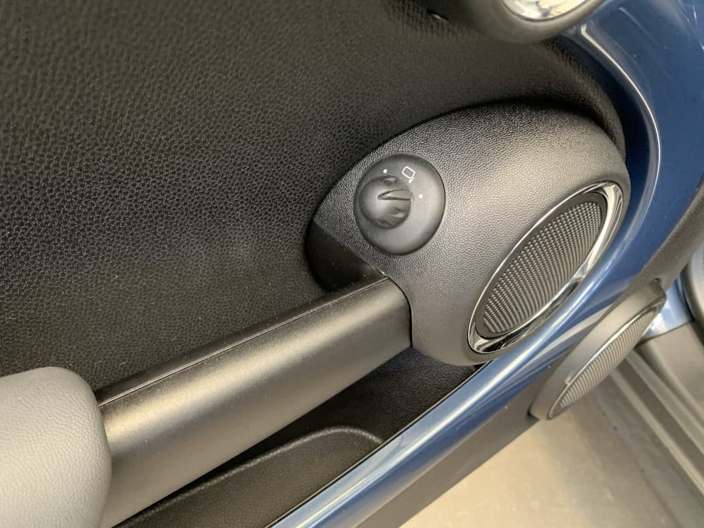 MINI Cabrio 1.6 Cooper Chili thumbnail 34