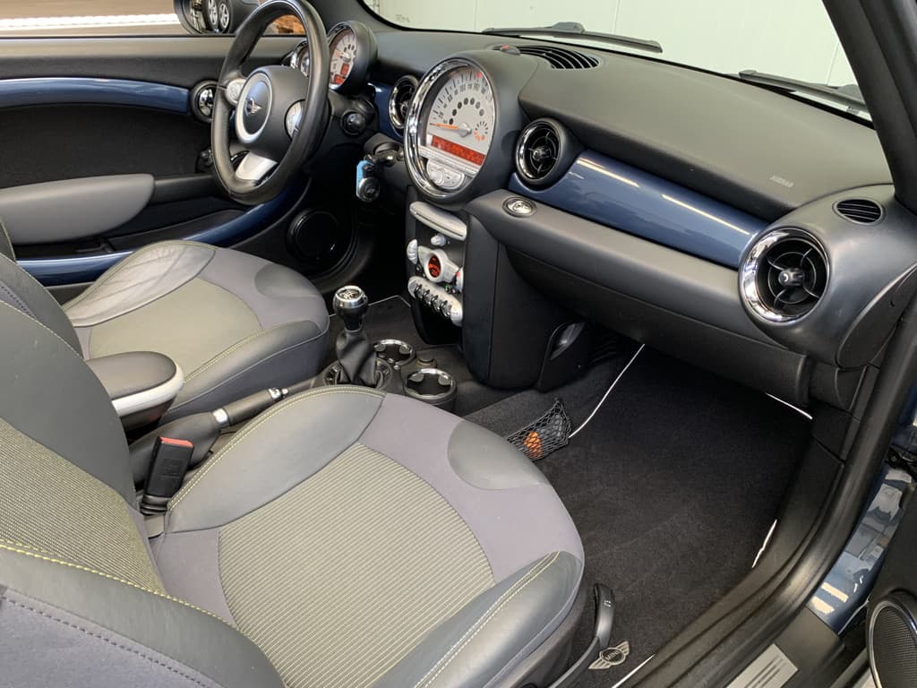 MINI Cabrio 1.6 Cooper Chili thumbnail 38