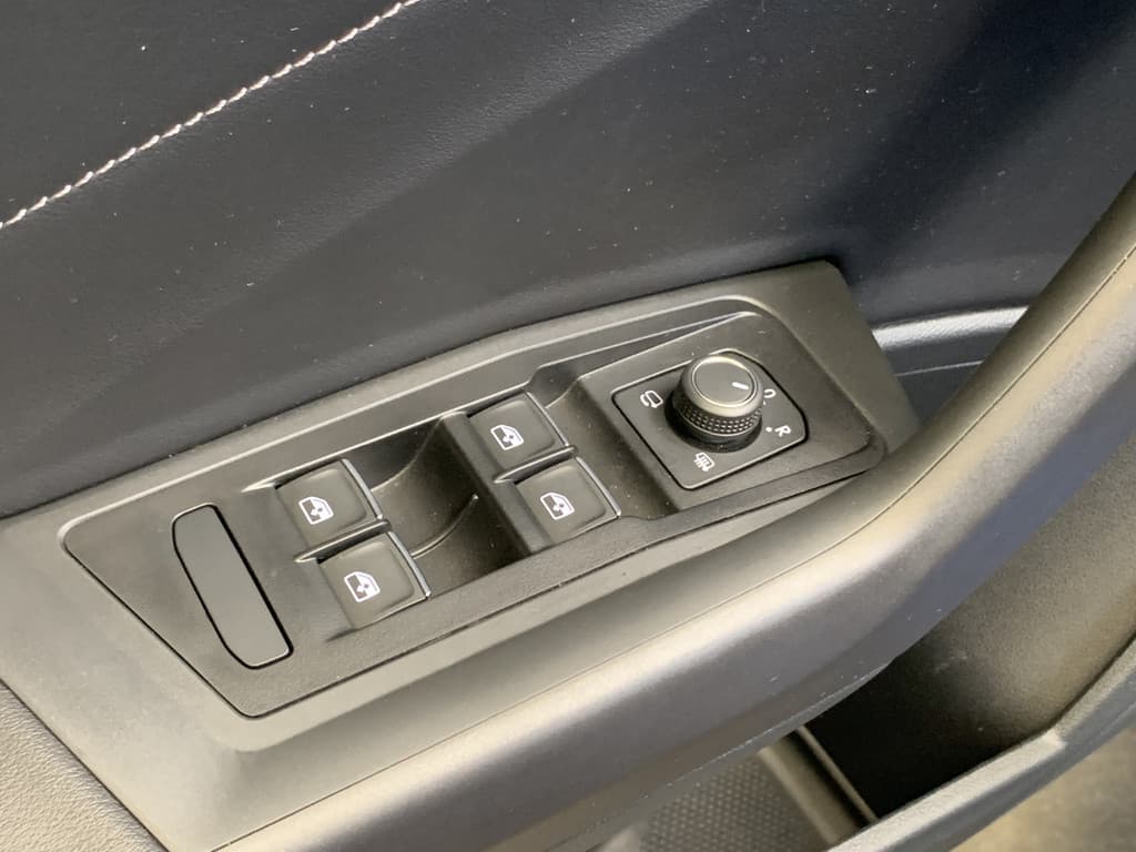 Volkswagen T-Roc Cabrio 1.0 TSI Style thumbnail 31