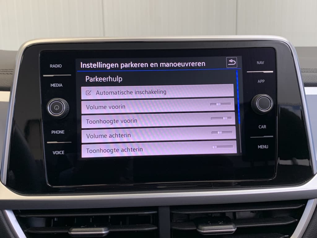 Volkswagen T-Roc Cabrio 1.0 TSI Style thumbnail 36