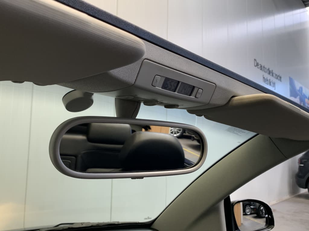 Volkswagen New Beetle Cabriolet 2.0 Highline thumbnail 11