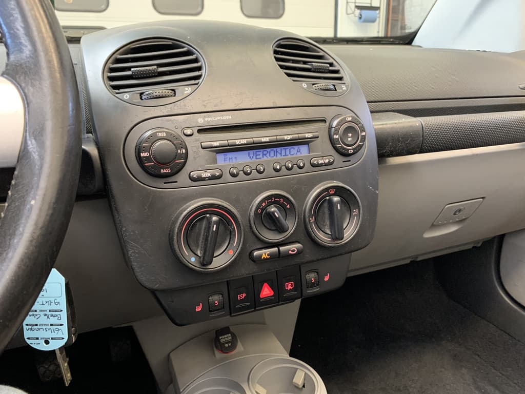 Volkswagen New Beetle Cabriolet 2.0 Highline thumbnail 18