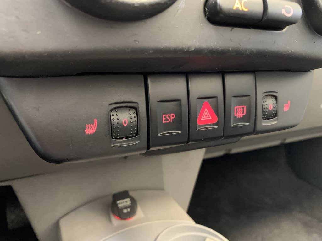 Volkswagen New Beetle Cabriolet 2.0 Highline thumbnail 19