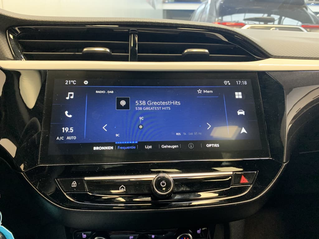 Opel Corsa 1.2 GS Sport thumbnail 29