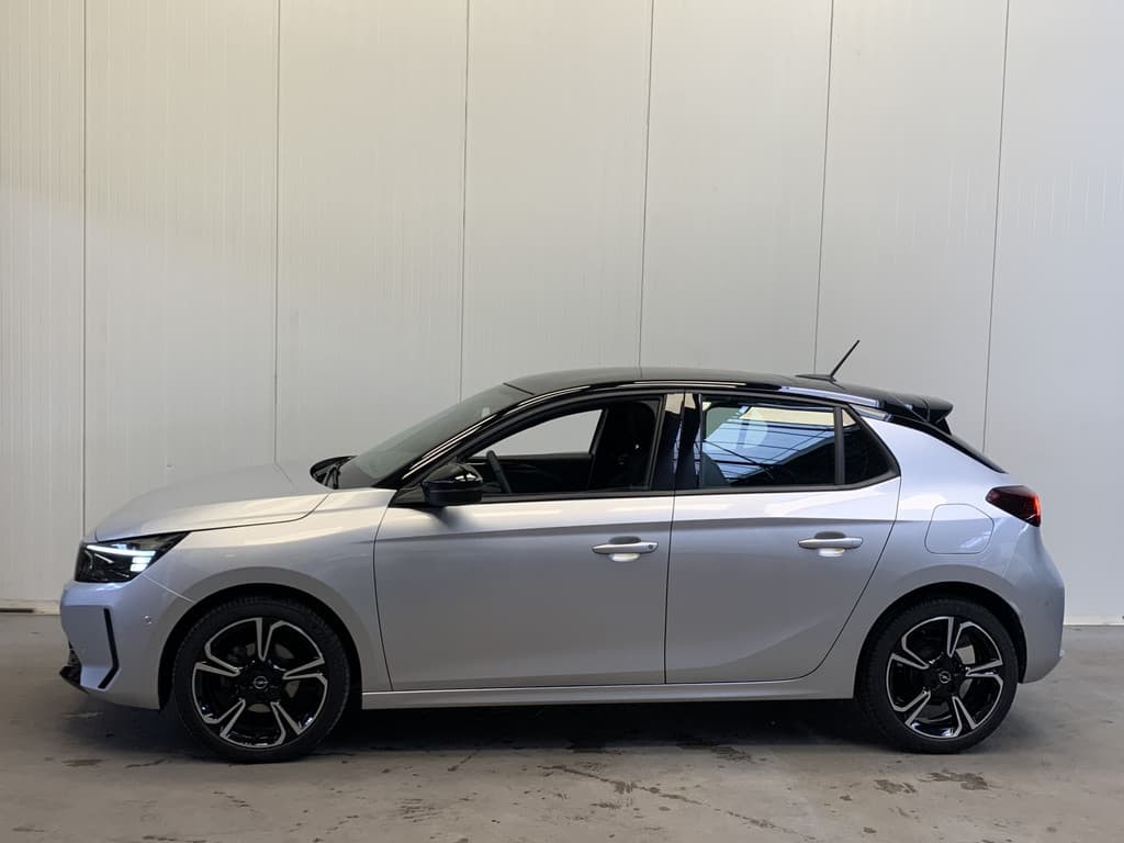 Opel Corsa 1.2 GS Sport thumbnail 3