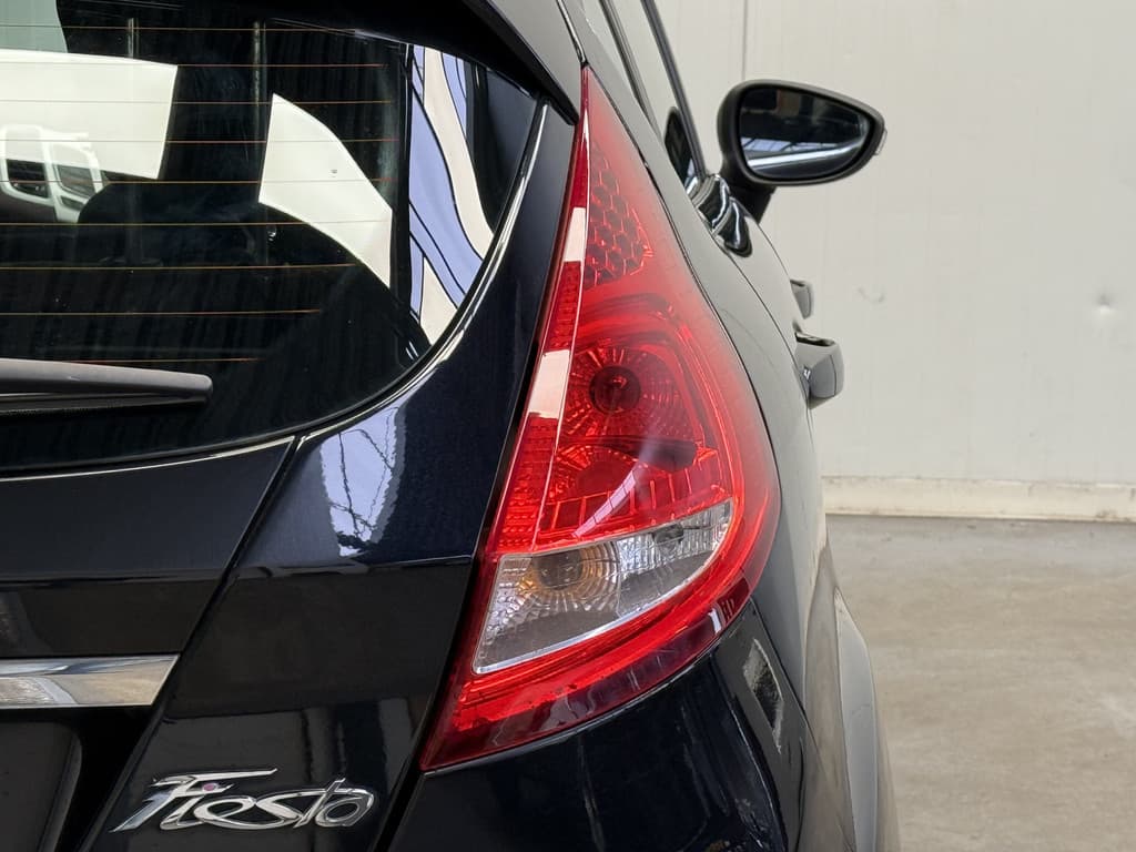 Ford Fiesta 1.25 Titanium thumbnail 14