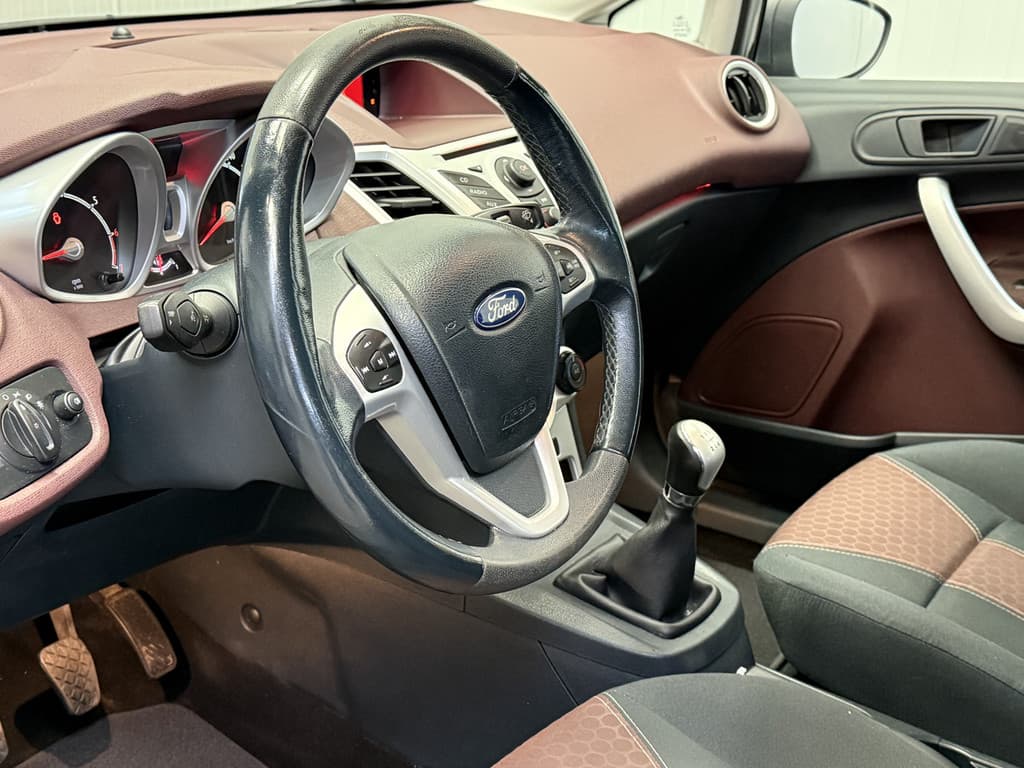 Ford Fiesta 1.25 Titanium thumbnail 27