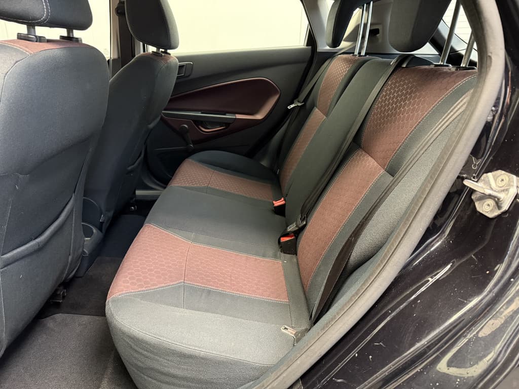 Ford Fiesta 1.25 Titanium thumbnail 29