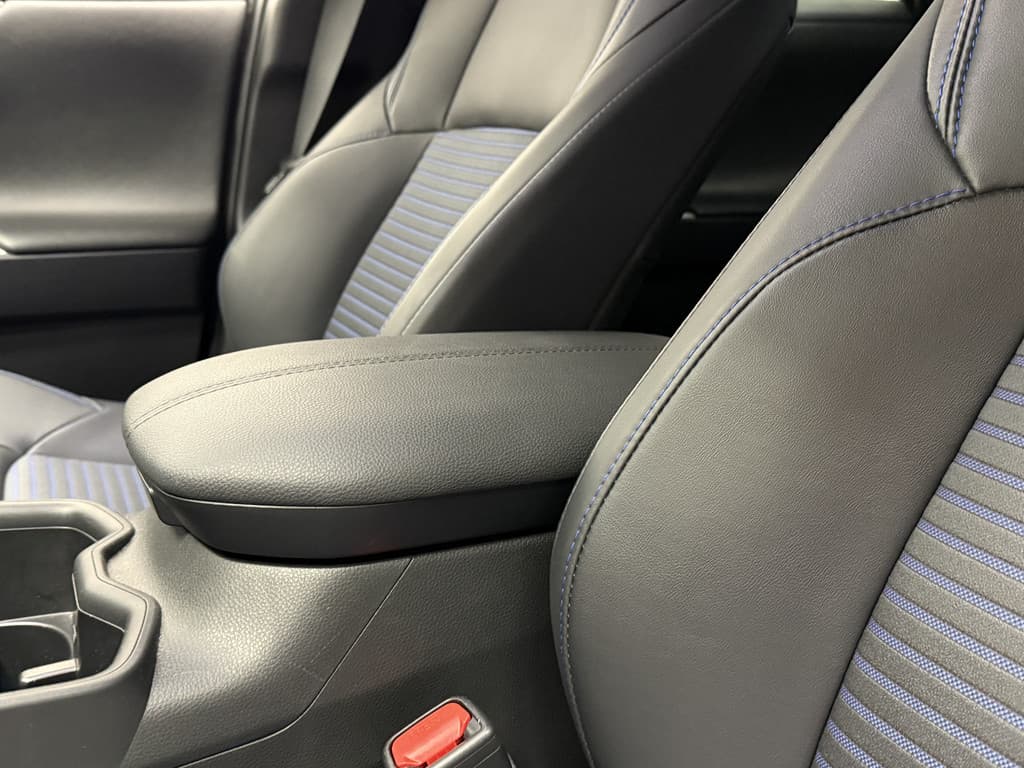 Toyota RAV4 2.5 Hybrid Style thumbnail 35