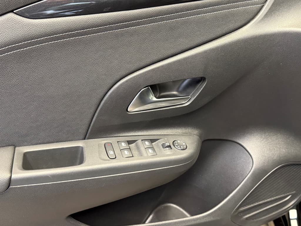 Opel Corsa 1.2 Turbo GS thumbnail 29