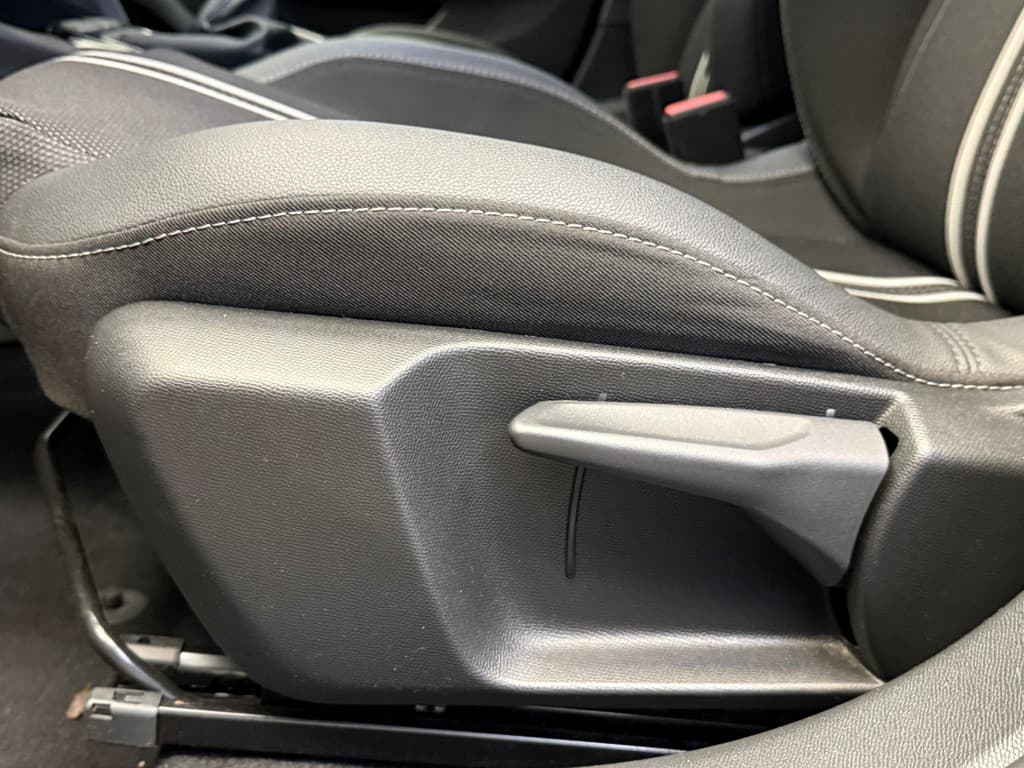 Opel Corsa 1.2 Turbo GS thumbnail 32