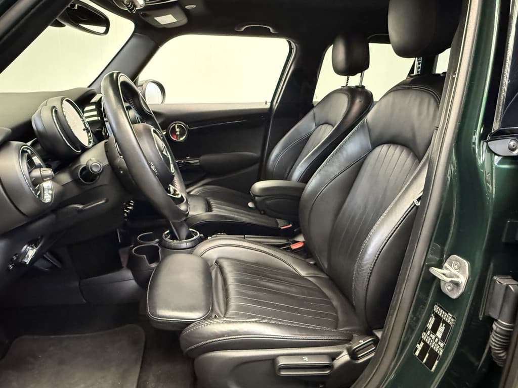 MINI Mini 1.5 Cooper Chili Serious Business thumbnail 38