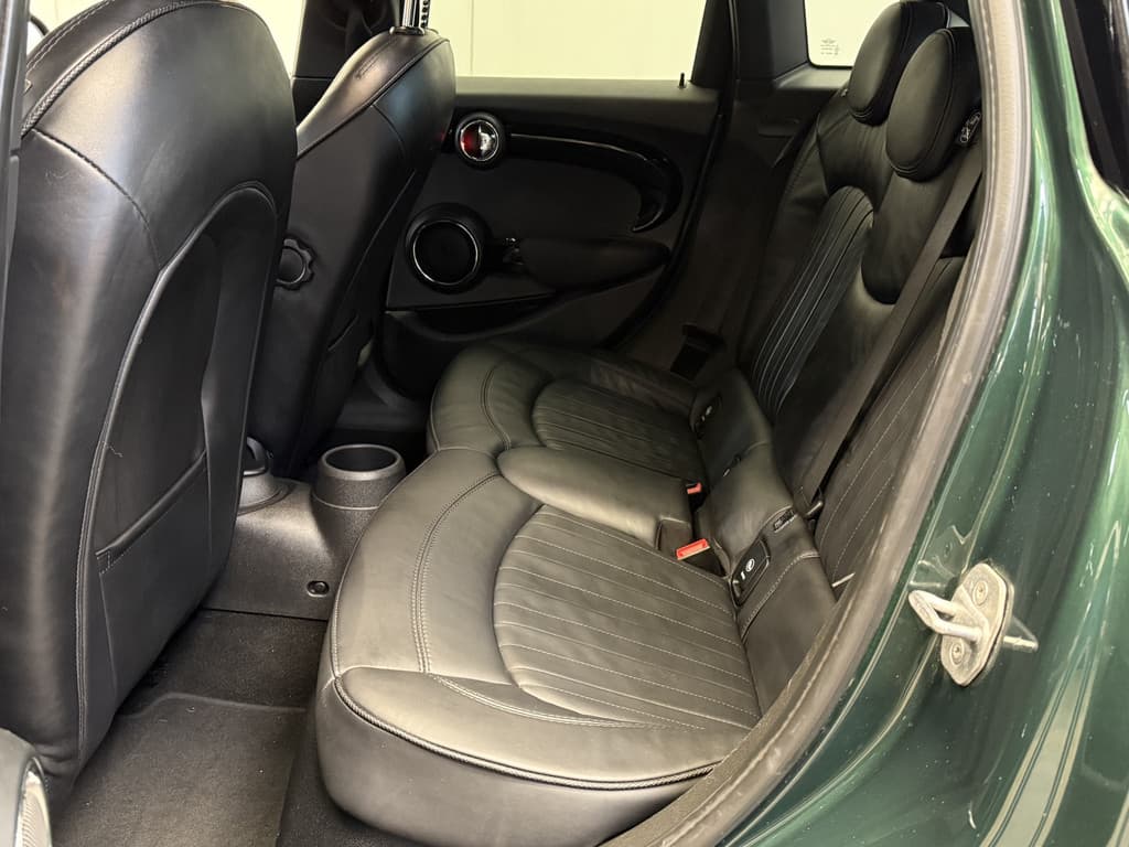 MINI Mini 1.5 Cooper Chili Serious Business thumbnail 42