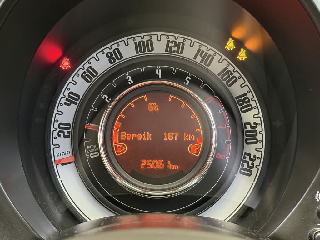 Fiat 500C 1.0 Hybrid Dolcevita thumbnail 6