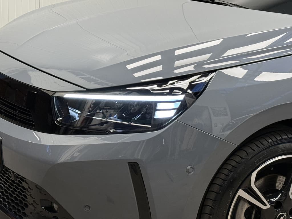 Opel Corsa 1.2 Turbo GS thumbnail 11