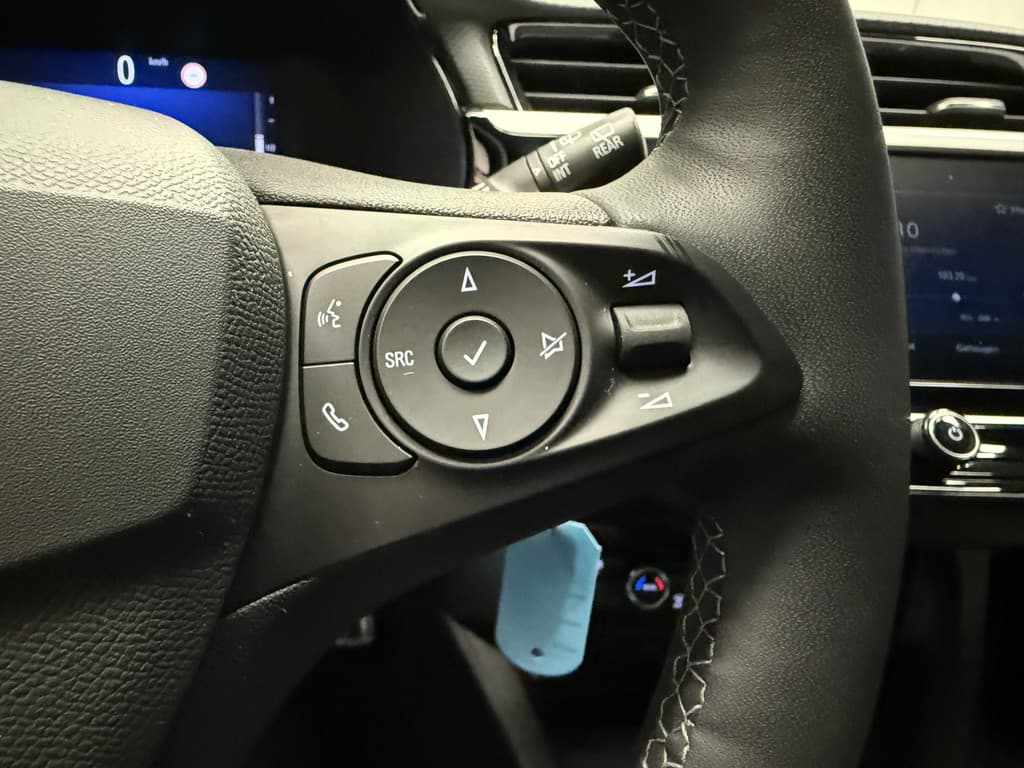 Opel Corsa 1.2 Turbo GS thumbnail 22