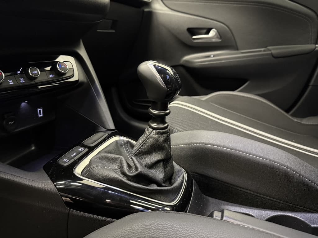 Opel Corsa 1.2 Turbo GS thumbnail 28