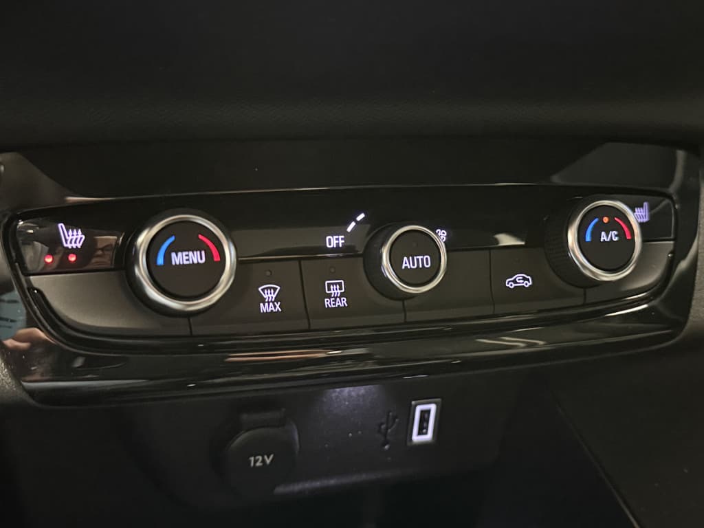 Opel Corsa 1.2 Turbo GS thumbnail 31