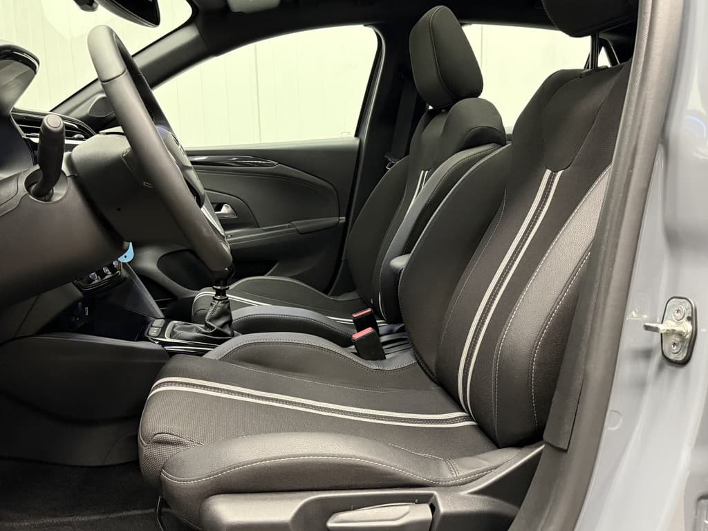 Opel Corsa 1.2 Turbo GS thumbnail 37