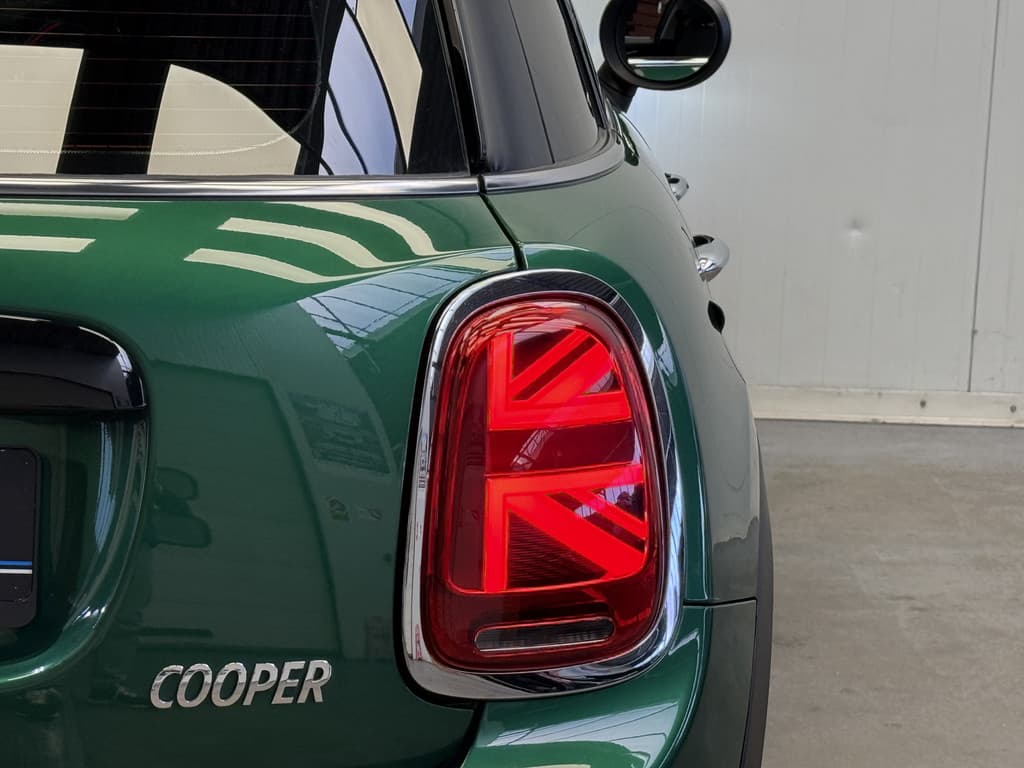 MINI Cooper 1.5 136PK Chili Automaat thumbnail 16