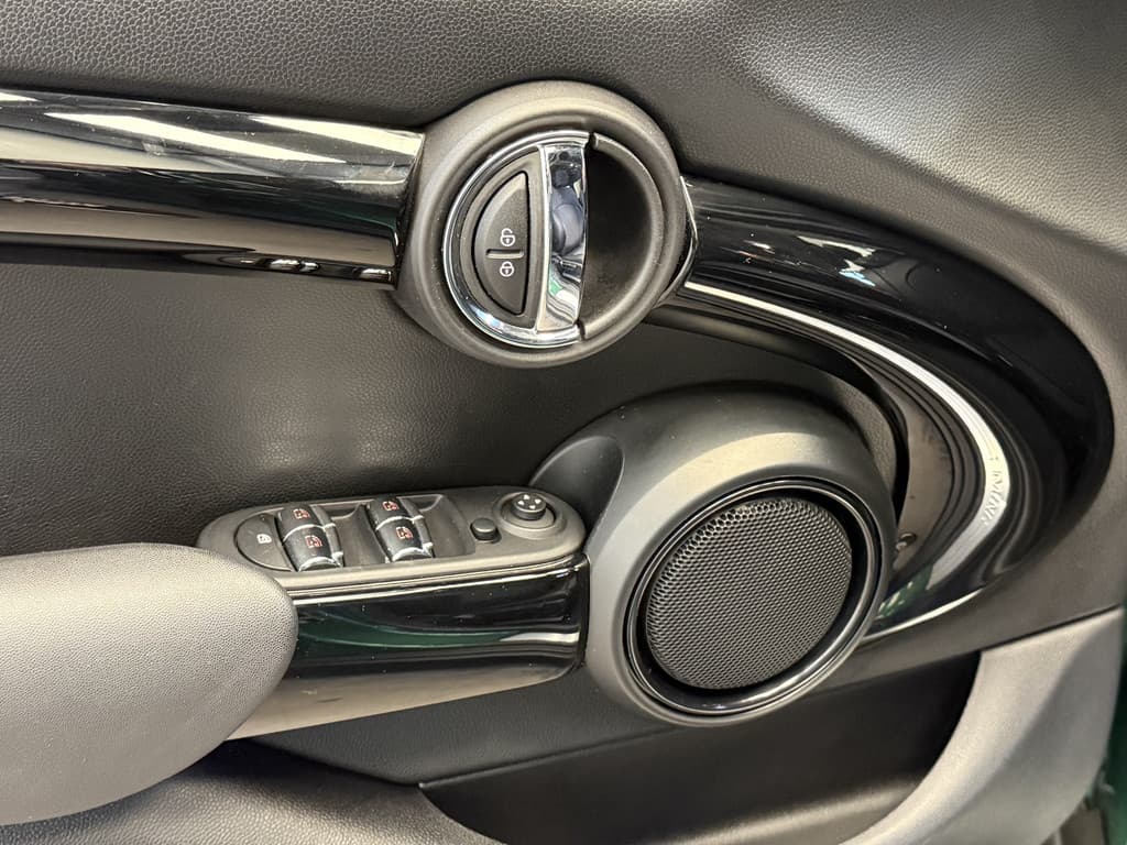 MINI Cooper 1.5 136PK Chili Automaat thumbnail 28