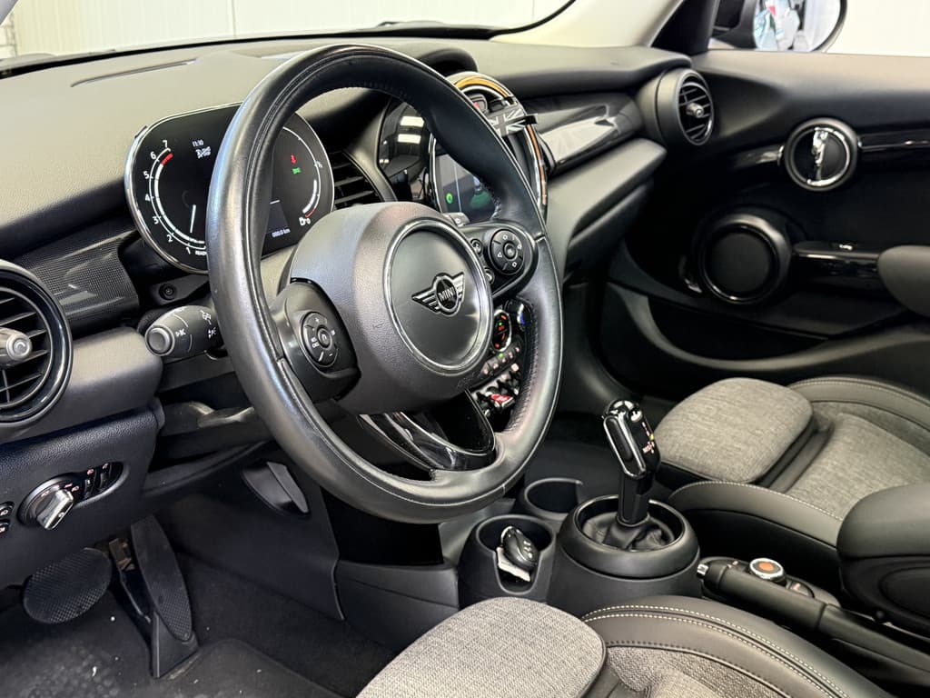 MINI Cooper 1.5 136PK Chili Automaat thumbnail 30