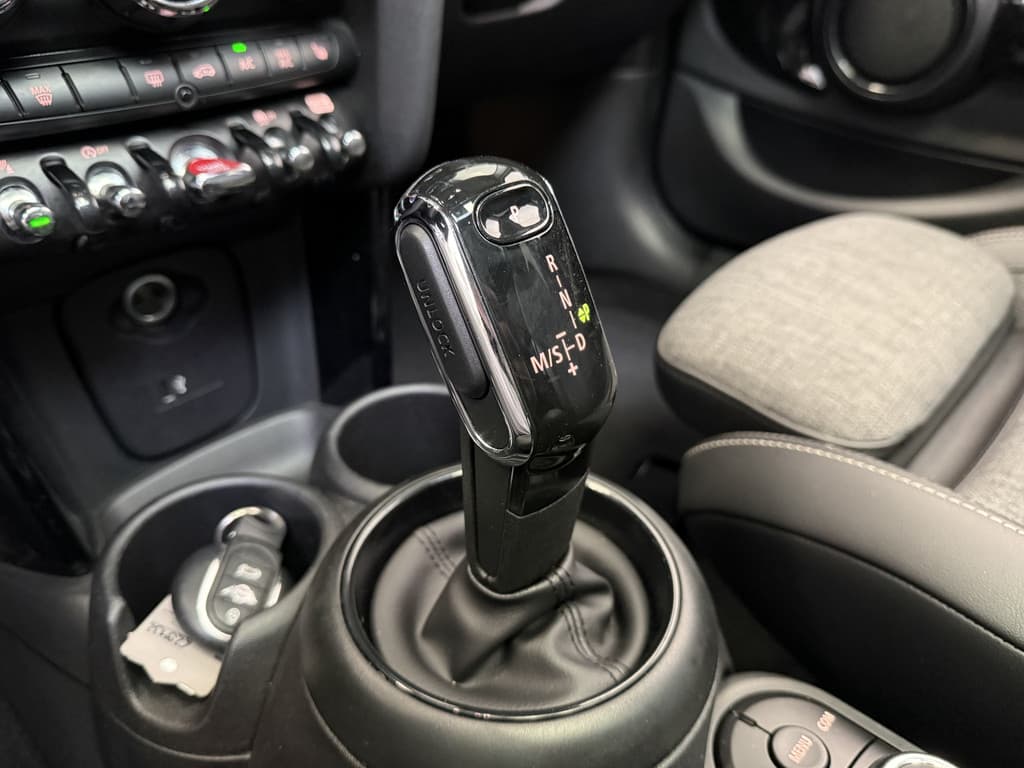 MINI Cooper 1.5 136PK Chili Automaat thumbnail 7