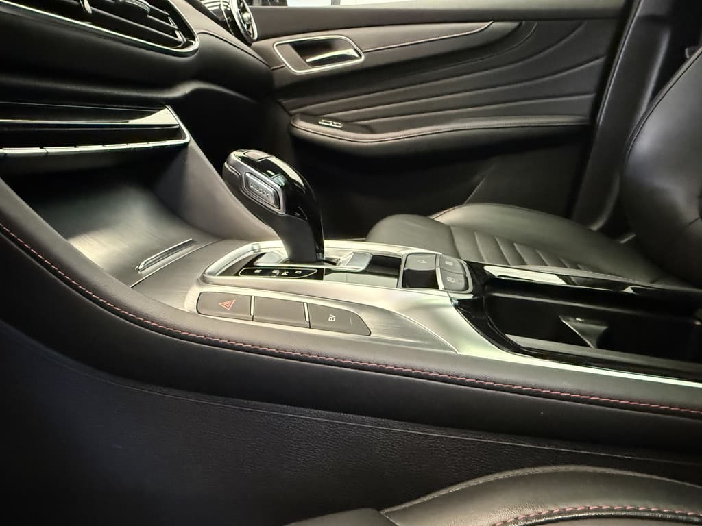 MG EHS 1.5 TGDI Luxury PHEV thumbnail 30