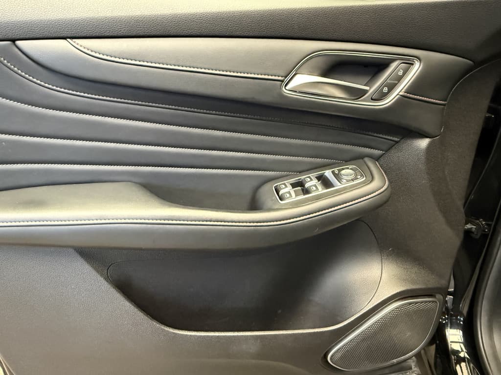 MG EHS 1.5 TGDI Luxury PHEV thumbnail 38