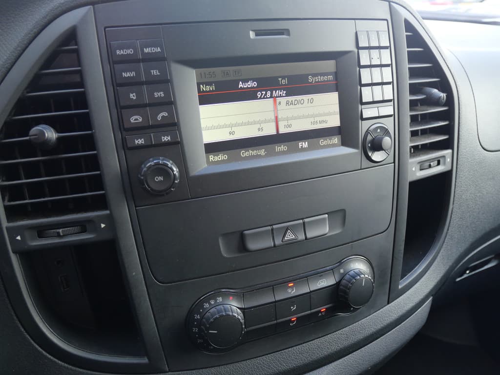 Mercedes-Benz Vito 111 CDI EXTRA LANG | LEER | NAVI | CRUISE | 2X SCHUIFDEUR | TREKHAAK | APK 10-2026!! thumbnail 20