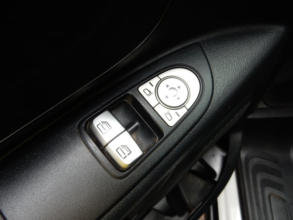 Mercedes-Benz Vito 111 CDI L2 PROF. PLUS | EURO 6! | TREKHAAK | LEER | NAVIGATIE | NIEUWE APK!! thumbnail 22