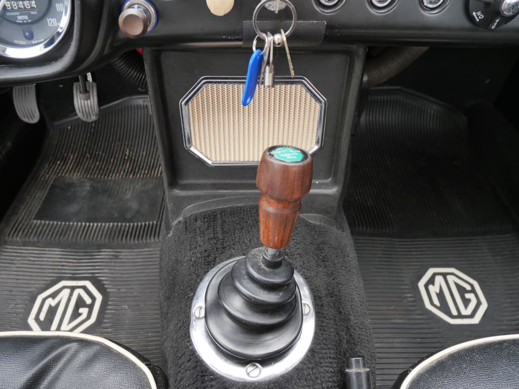 MG B type 1.8 GT OVERDRIVE | LEER | ORIGINEEL | EUROPESE UITVOERING | SUPER STAAT! thumbnail 22