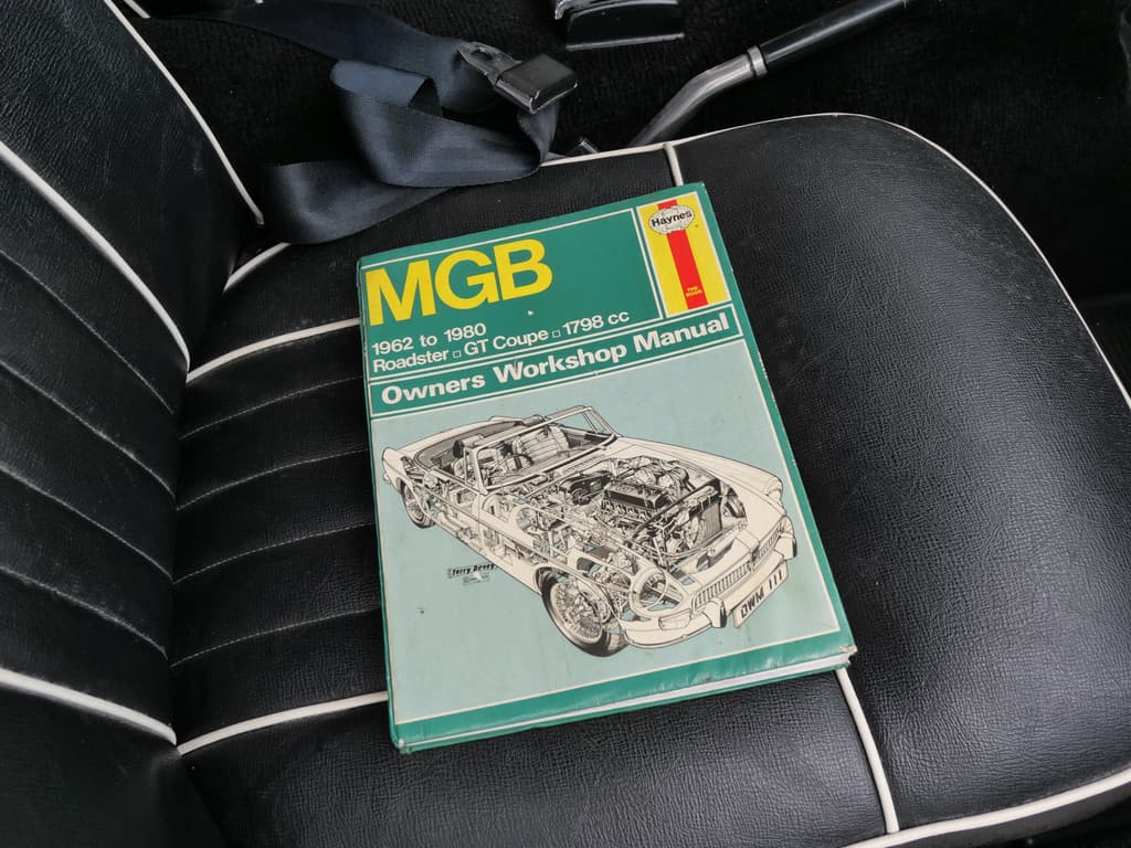 MG B type 1.8 GT OVERDRIVE | LEER | ORIGINEEL | EUROPESE UITVOERING | SUPER STAAT! thumbnail 23