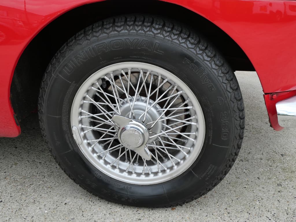 MG B type 1.8 GT OVERDRIVE | LEER | ORIGINEEL | EUROPESE UITVOERING | SUPER STAAT! thumbnail 8