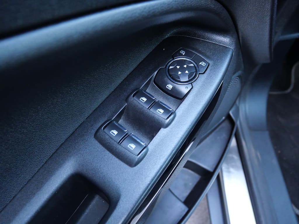 Ford EcoSport 1.0 ECOBOOST TITANIUM | CRUISE | CLIMA | CARPLAY | NL-AUTO | NIEUWE APK!! thumbnail 13