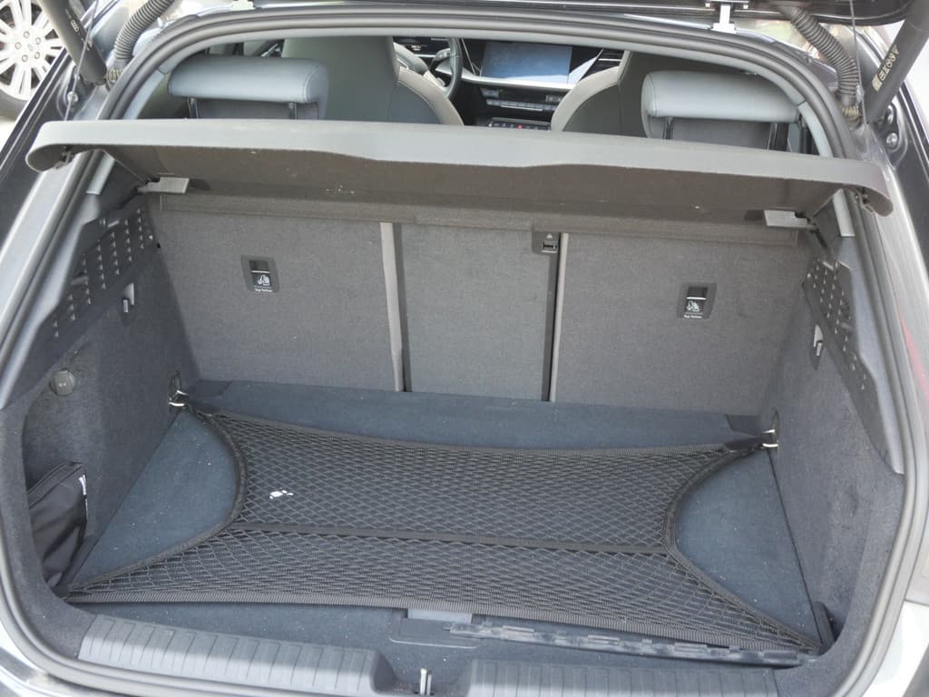 Audi S3 Sportback 2.0 TFSI QUATTRO EDITION 1 | PANORAMA | MATRIX | H.U.D. | A.C.C. | KEYLESS | DEALER O-H!! thumbnail 12