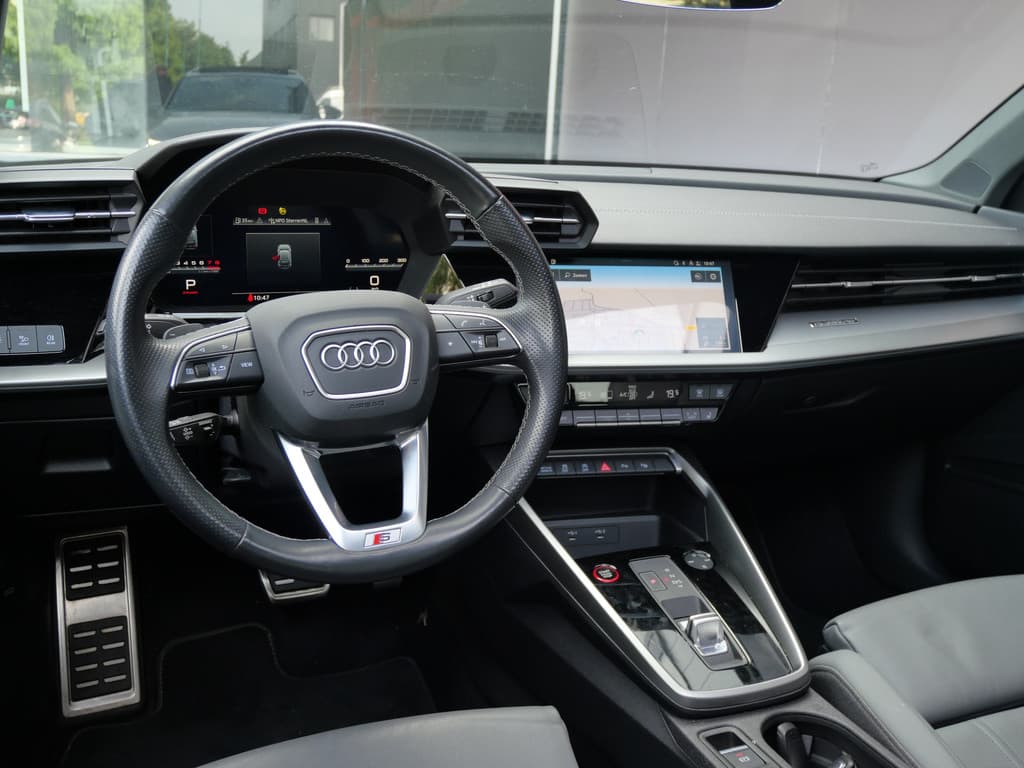 Audi S3 Sportback 2.0 TFSI QUATTRO EDITION 1 | PANORAMA | MATRIX | H.U.D. | A.C.C. | KEYLESS | DEALER O-H!! thumbnail 5
