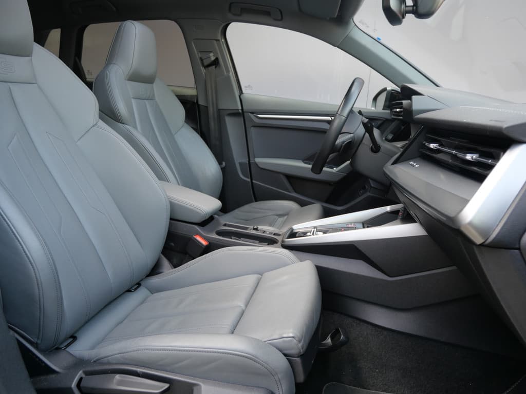 Audi S3 Sportback 2.0 TFSI QUATTRO EDITION 1 | PANORAMA | MATRIX | H.U.D. | A.C.C. | KEYLESS | DEALER O-H!! thumbnail 9