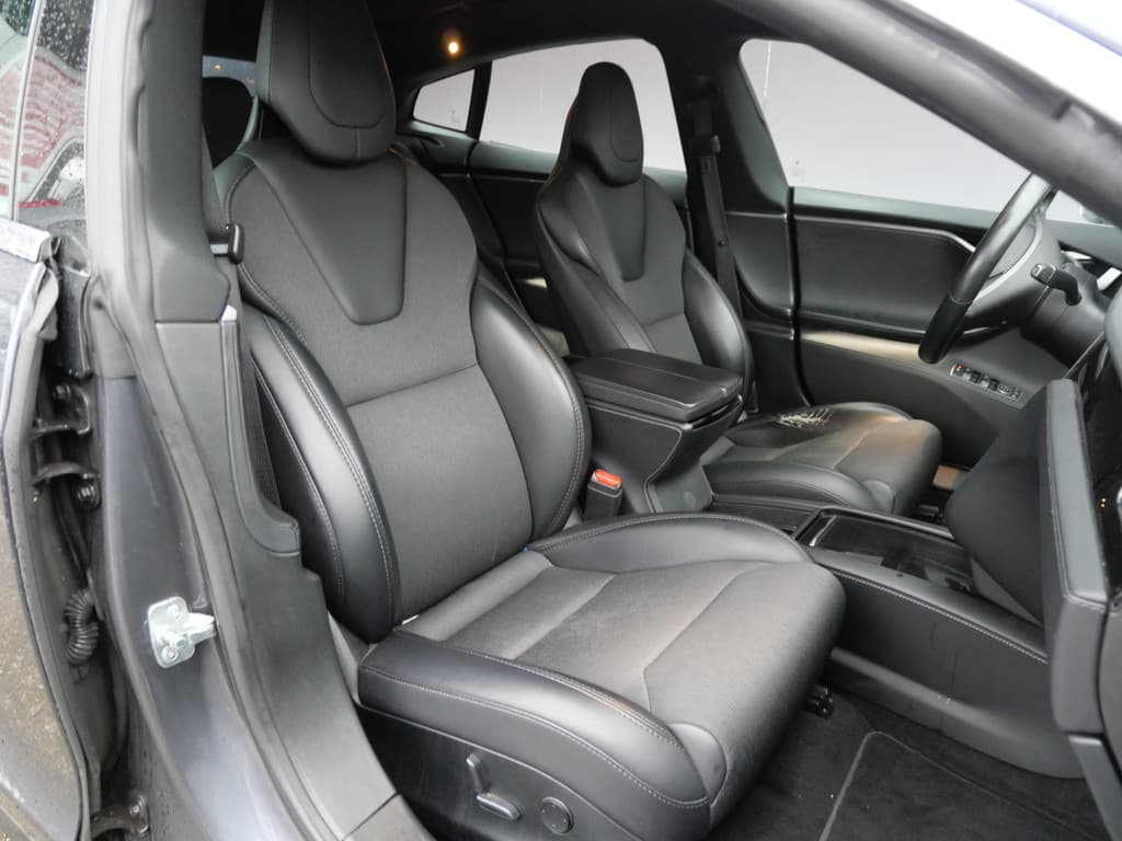 Tesla Model S 75D BASE | PANORAMA DAK | 20 INCH | AUTOPILOT | NL-AUTO | BTW-AUTO!! thumbnail 9