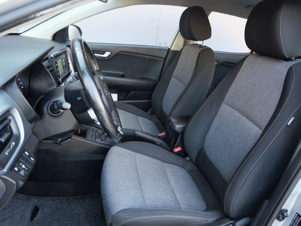 Kia Stonic 1.0 T-GDi COMFORT PLUS LINE | CRUISE | CAMERA | CARPLAY | NAVIGATIE | NL-AUTO!! thumbnail 6