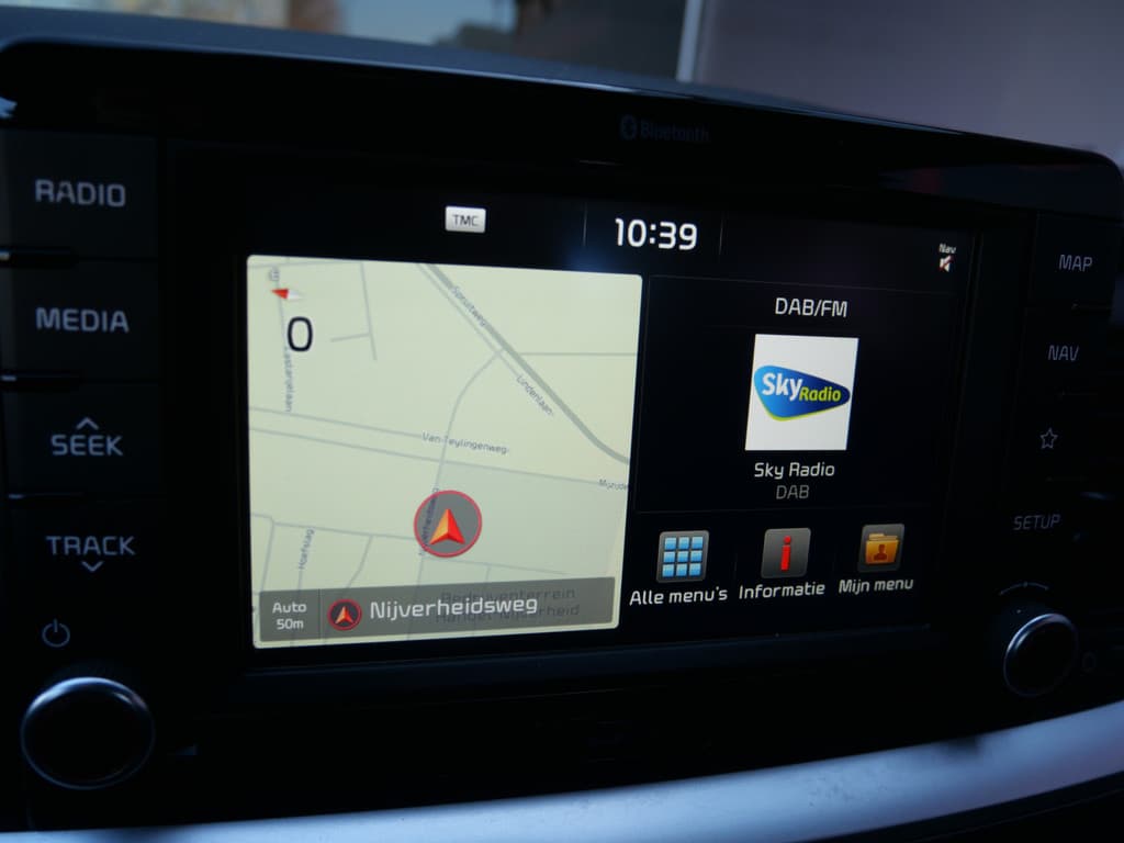 Kia Stonic 1.0 T-GDi COMFORT PLUS LINE | CRUISE | CAMERA | CARPLAY | NAVIGATIE | NL-AUTO!! thumbnail 11
