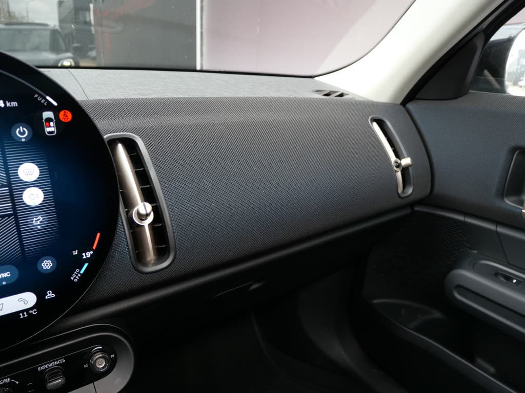 MINI Countryman 2.0 S ALL4 CLASSIC M PLUS | PANORAMA | TREKHAAK | H.U.D | 218 PK | FABRIEKSGARANTIE!! thumbnail 19