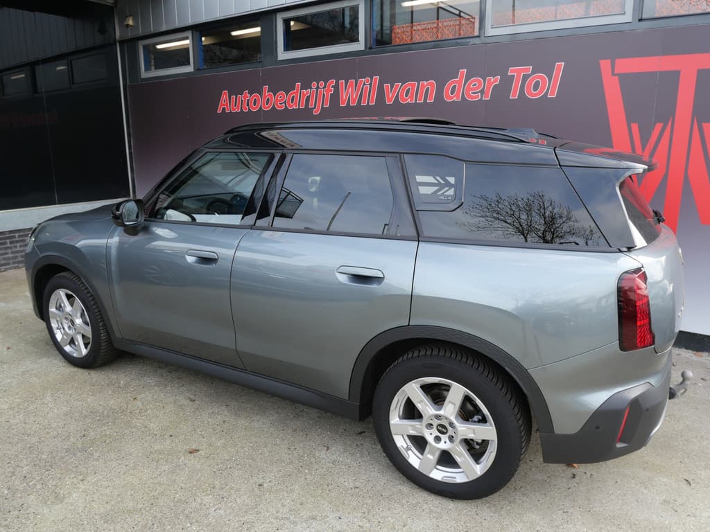 MINI Countryman 2.0 S ALL4 CLASSIC M PLUS | PANORAMA | TREKHAAK | H.U.D | 218 PK | FABRIEKSGARANTIE!! thumbnail 6