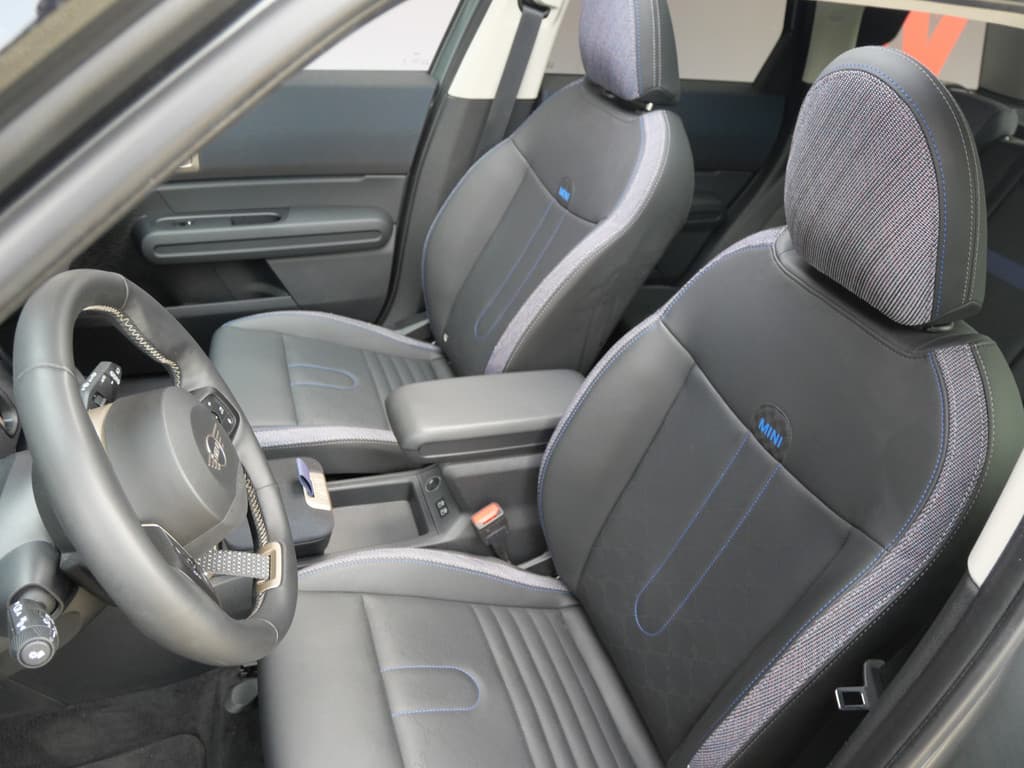 MINI Countryman 2.0 S ALL4 CLASSIC M PLUS | PANORAMA | TREKHAAK | H.U.D | 218 PK | FABRIEKSGARANTIE!! thumbnail 9