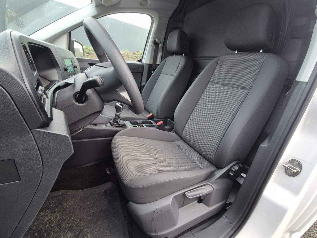 Volkswagen Caddy thumbnail 24