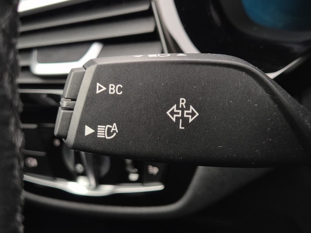 BMW 5 Serie thumbnail 43