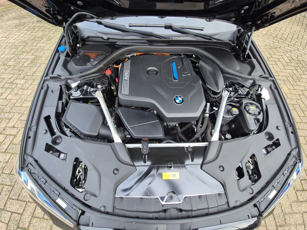 BMW 5 Serie thumbnail 32