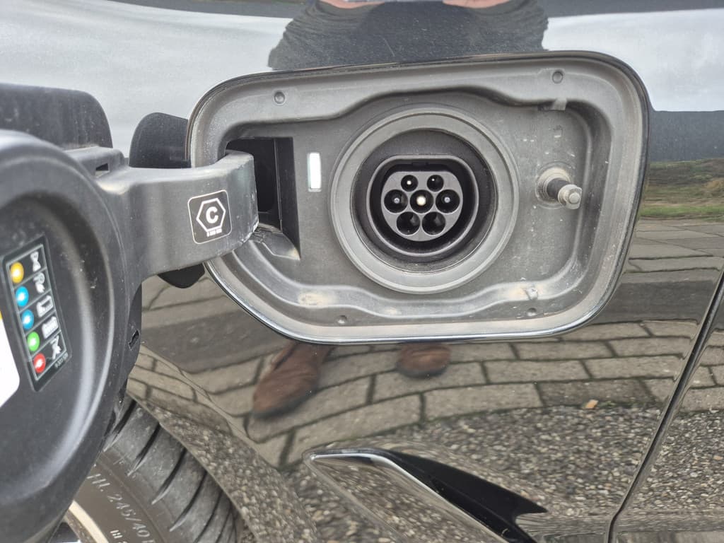 BMW 5 Serie thumbnail 34