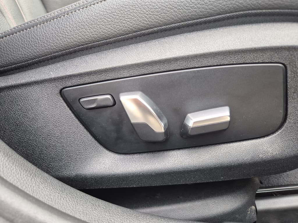 BMW 5 Serie thumbnail 37